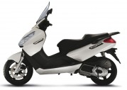 Piaggio X7 300